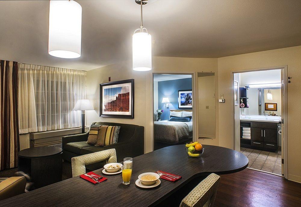 Candlewood Suites Austin-Round Rock By Ihg Экстерьер фото